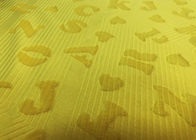 мягкое 100% полиэстер 210ГСМ выбило ткань бархата писем алфавита микро- - желтый цвет
