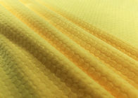 Мягкое 100% полиэстер 210GSM выбило ткань бархата картины микро- для домашней ткани - желтого цвета