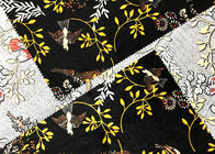 Связанная искривлением ткань бархата полиэстера/ткань бархата птиц сделанная по образцу цветками